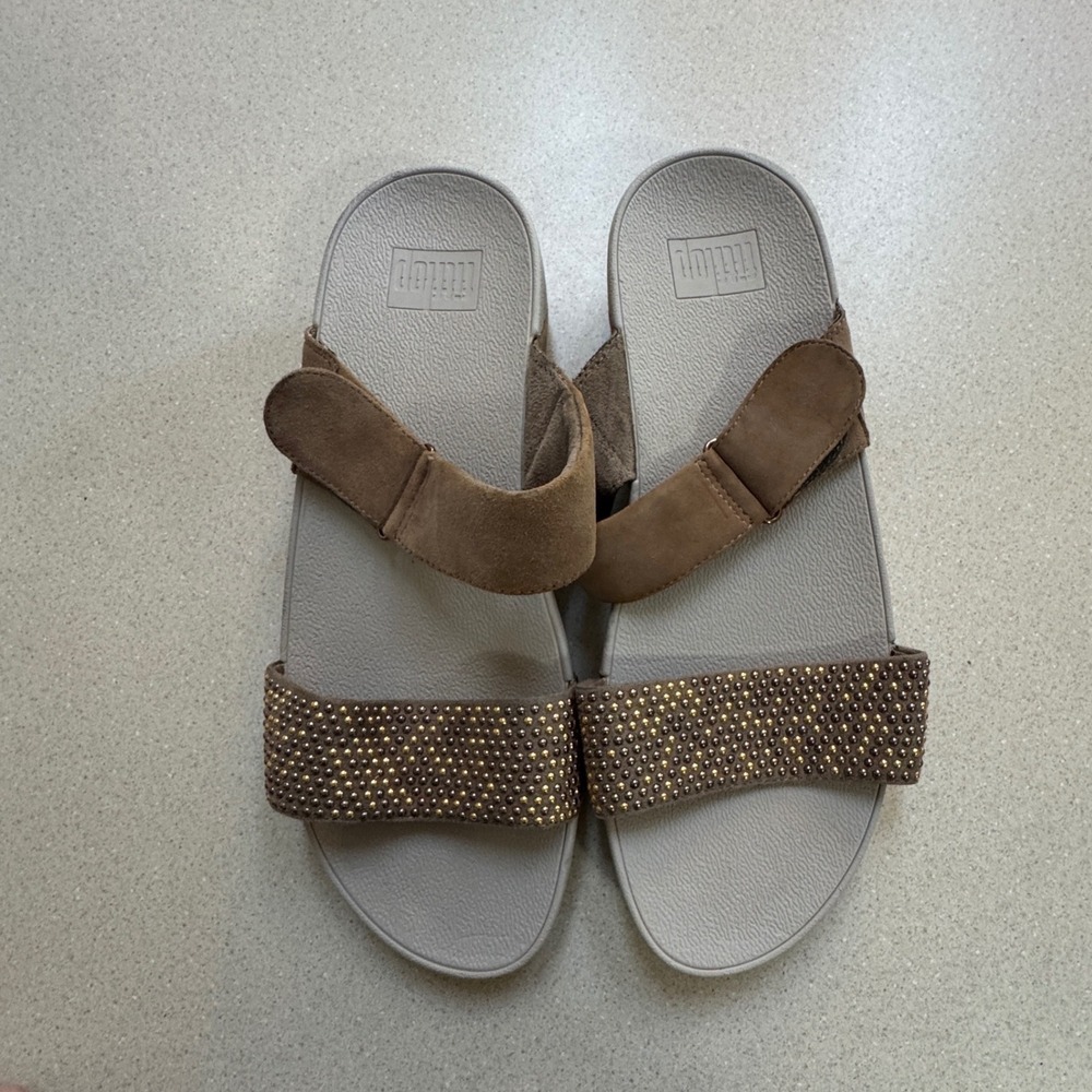 FitFlop Lulu Adjustable Suede Studded Slide Sandals Tan Brown Womens 10 I21-478